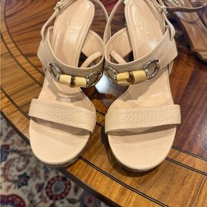 Gucci Beige Leather Heeled Sandals